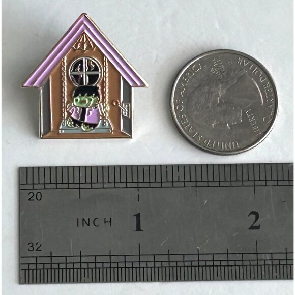 Bright Bat Design Pin Haunted House Blind Enamel  Lapel Pin Frankenstein Hallowe - Picture 2 of 3